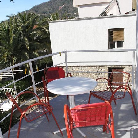 波波维奇公寓酒店 Petrovac 外观 照片
